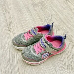 Skechers toddlers size 10